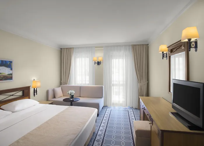 Selectum Colours Bodrum Resort 5*