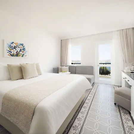 Selectum Colours Bodrum Resort 5*