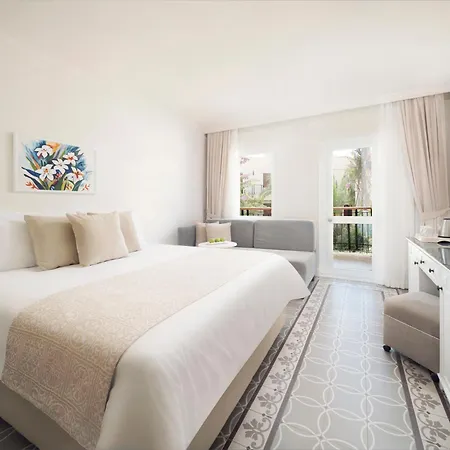 Selectum Colours Bodrum Rezort 5*